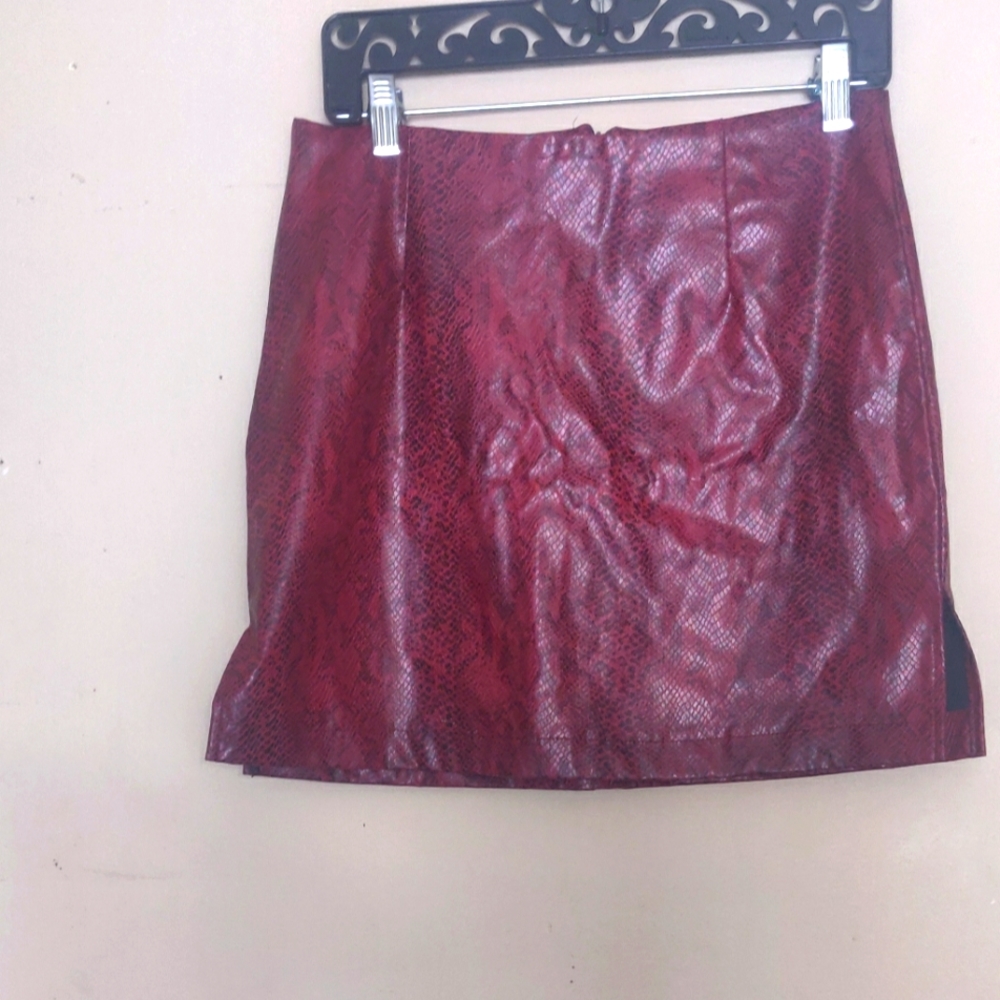 Vintage Faux Leather Animal Print Skirt | Size 7